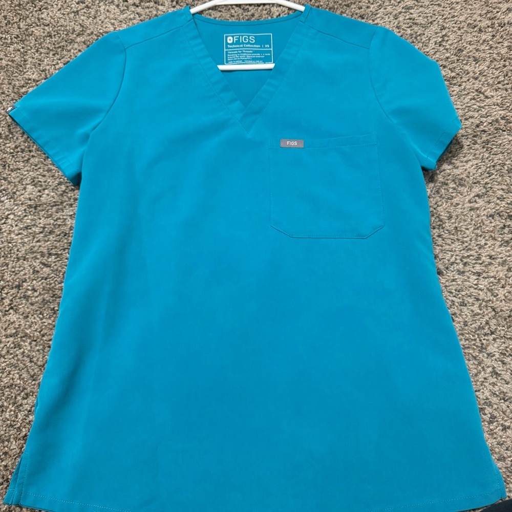 Figs Teal Catarina Top